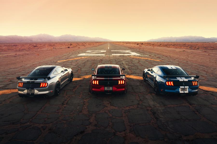  Ford Mustang Shelby GT500 2019 года  (фото 12 из 119)